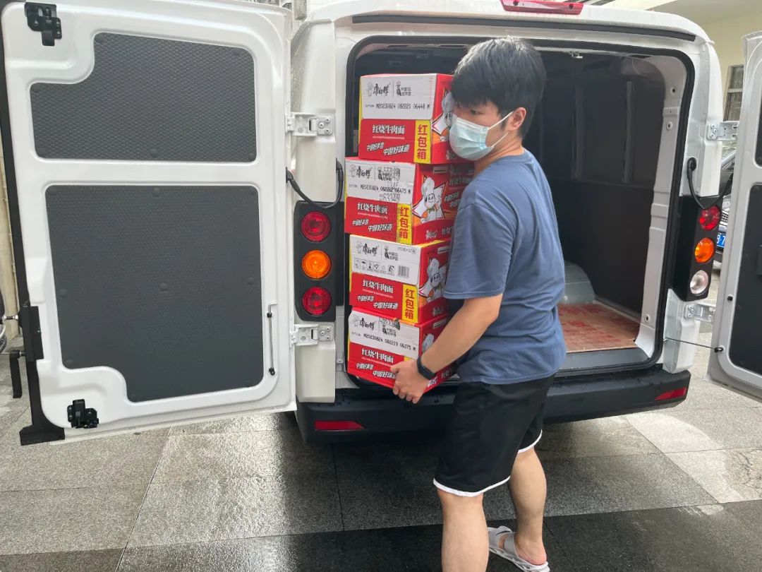 全力以赴，防洪防汛丨中裝建設(shè)積極支援防洪防汛一線